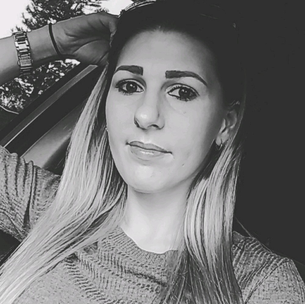Meet your Posher, Jessica